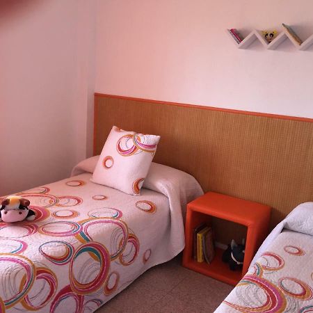 Bonito Y Acogedor Apartamento Con Fibra Салоу Екстер'єр фото